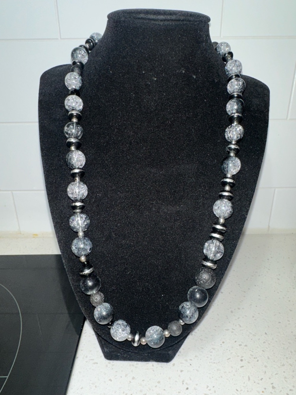 Black and Silver Crackle Bead Necklace — Timeless Women's Jewelry